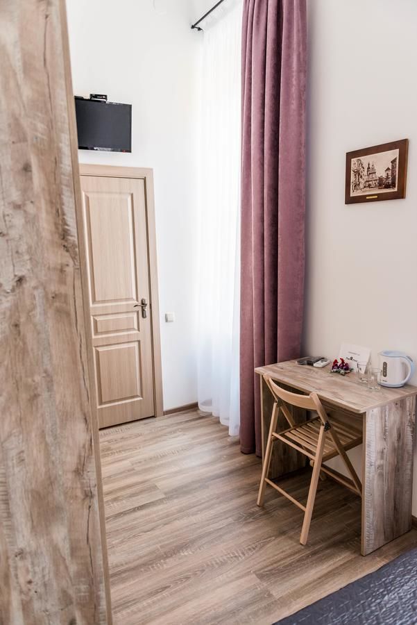 Мини-отель Mini-Hotel Freedom Mercurius Львов-35