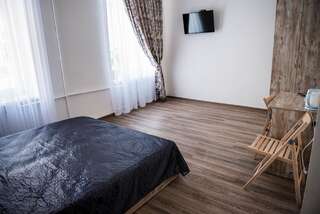 Мини-отель Mini-Hotel Freedom Mercurius Львов Улучшенный двухместный номер с 1 кроватью или 2 отдельными кроватями-13