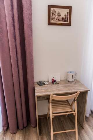 Мини-отель Mini-Hotel Freedom Mercurius Львов Стандартный двухместный номер с 1 кроватью-13