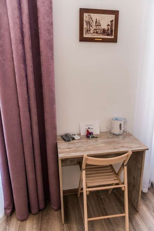 Мини-отель Mini-Hotel Freedom Mercurius Львов-35